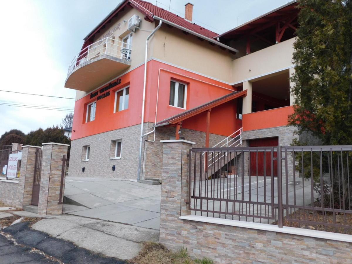 Éden Vendégház Miskolc Extérieur photo