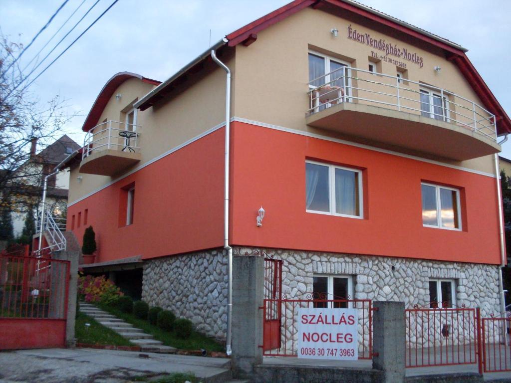 Éden Vendégház Miskolc Extérieur photo